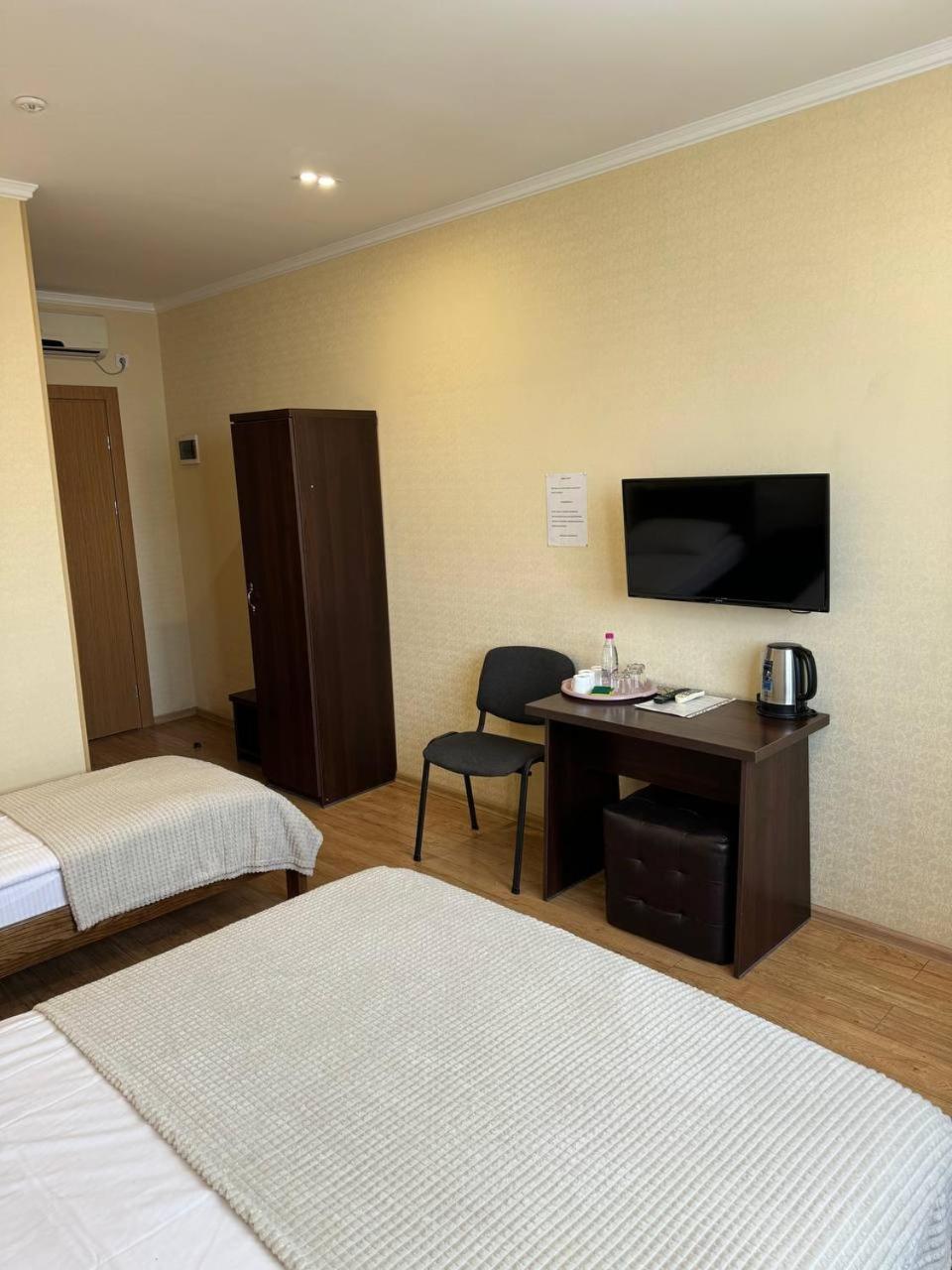 Passage Hotel 捷尔诺波尔 外观 照片