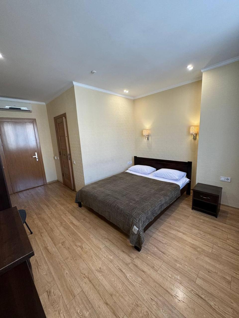 Passage Hotel 捷尔诺波尔 外观 照片
