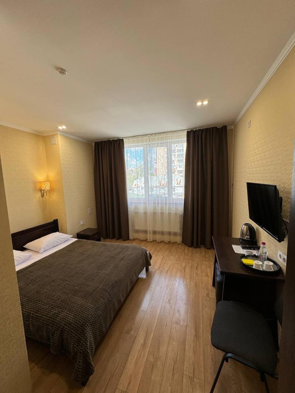 Passage Hotel 捷尔诺波尔 外观 照片