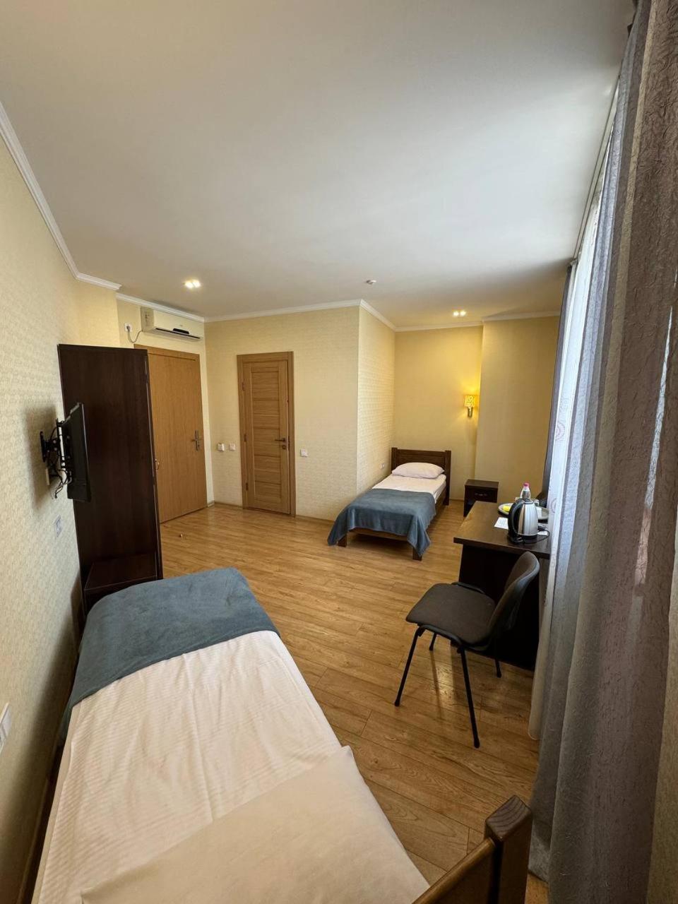 Passage Hotel 捷尔诺波尔 外观 照片